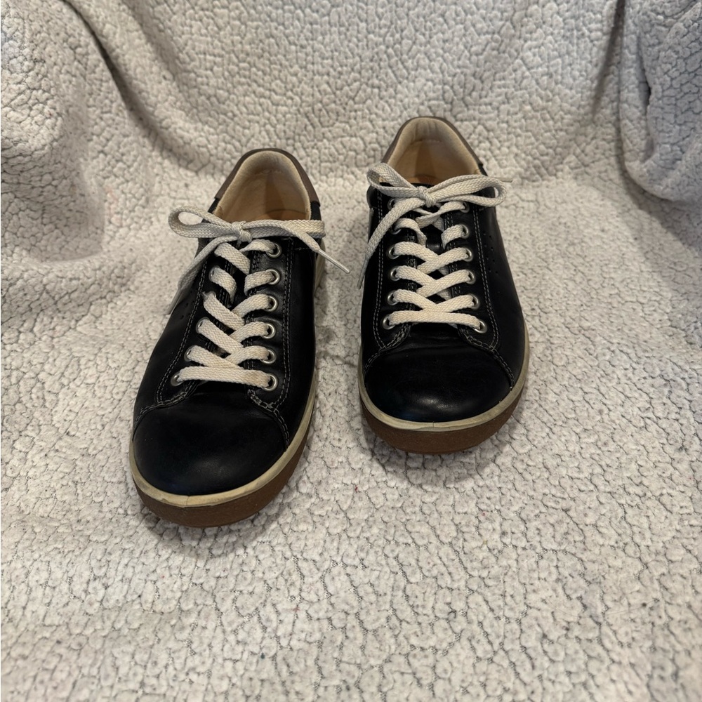 Ecco leather shoes